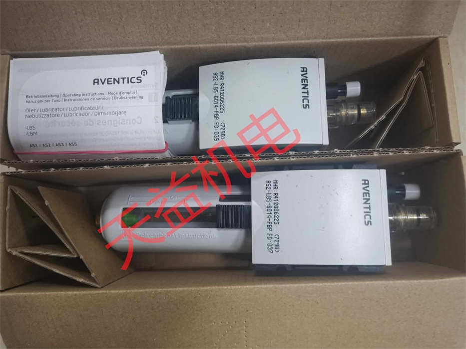 R412006225.jpg